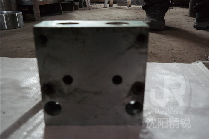 平衡阀安装板 (1)